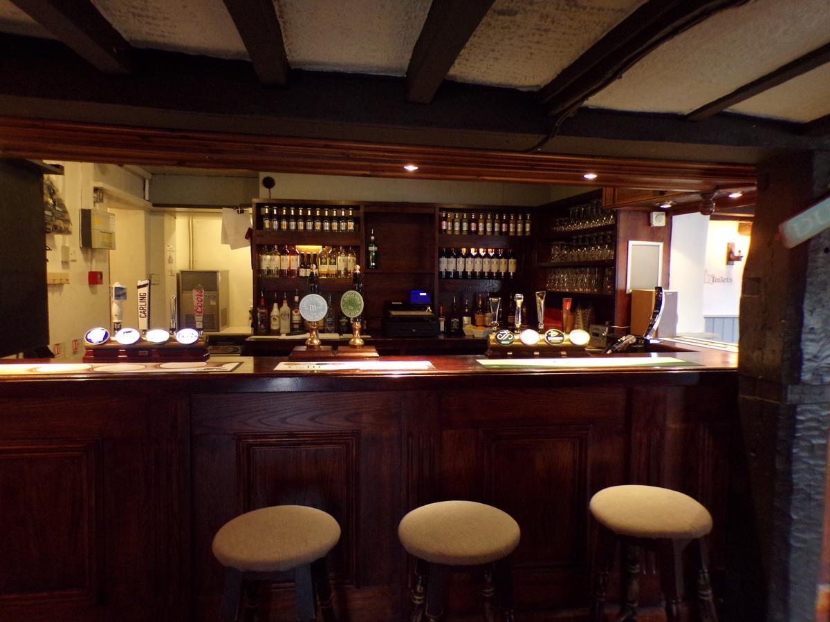 The Fountain At Tuxford & The Square And Compass Normanton On Trent Hotell Eksteriør bilde